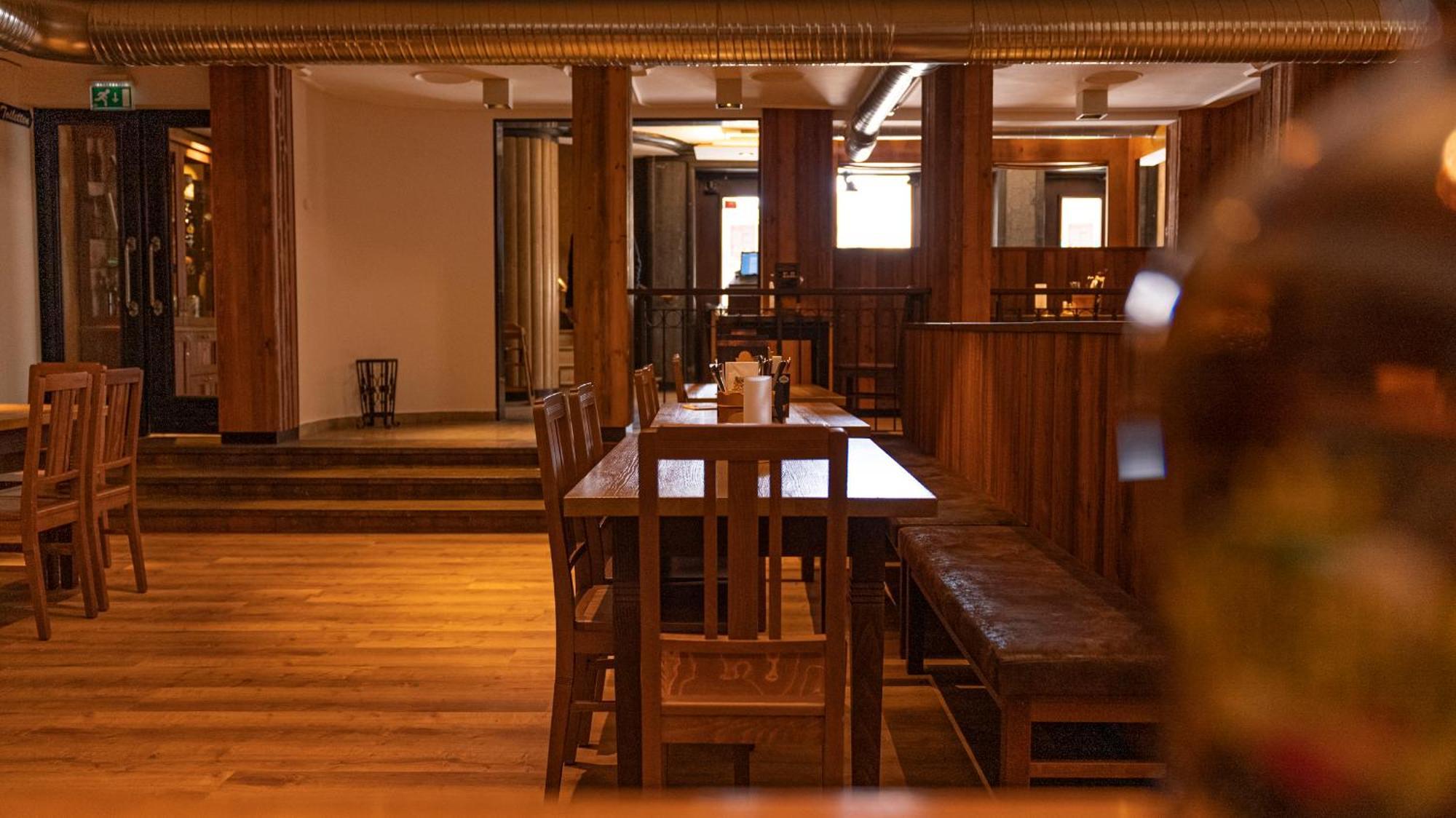 Brauhaus-Hotel Koenig Von Flandern Augusta Esterno foto