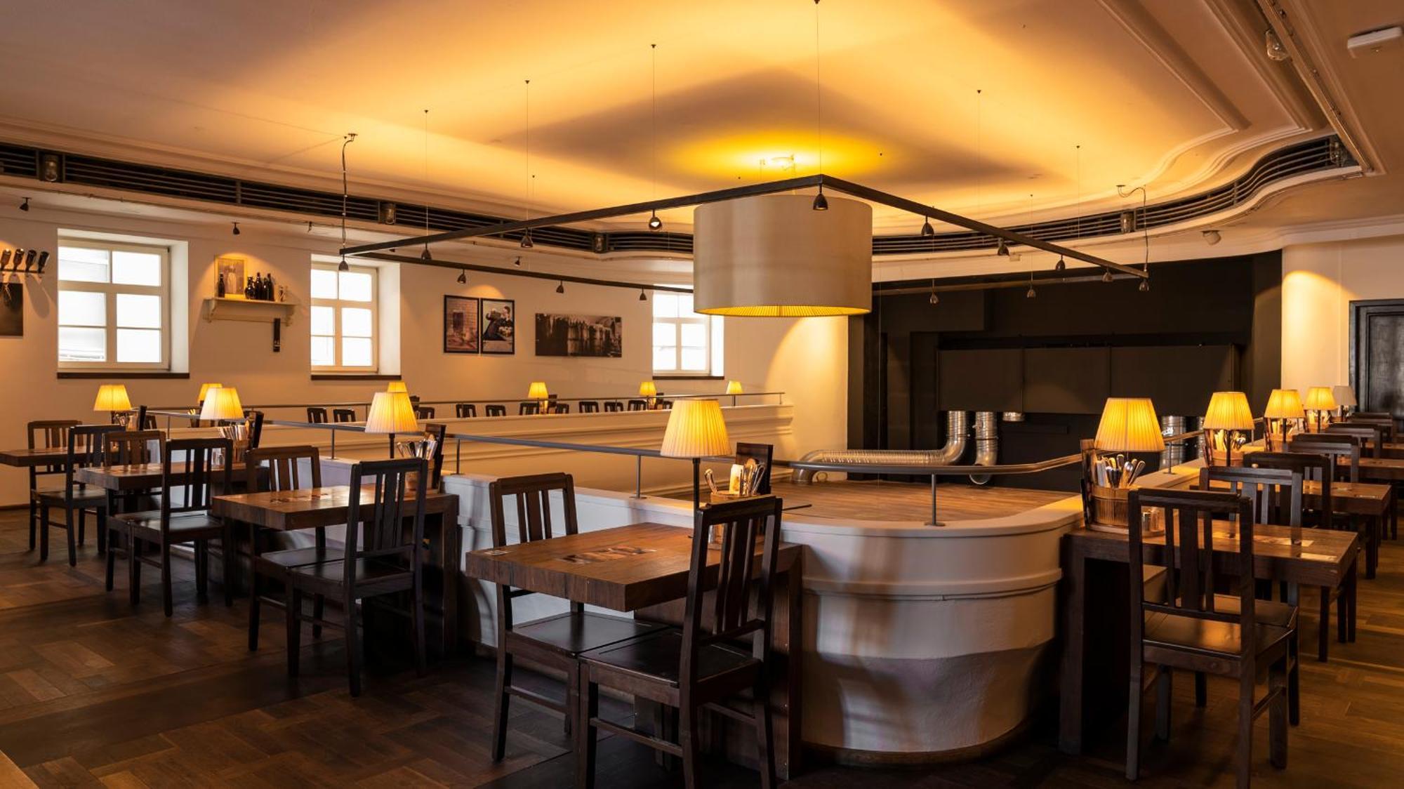 Brauhaus-Hotel Koenig Von Flandern Augusta Esterno foto