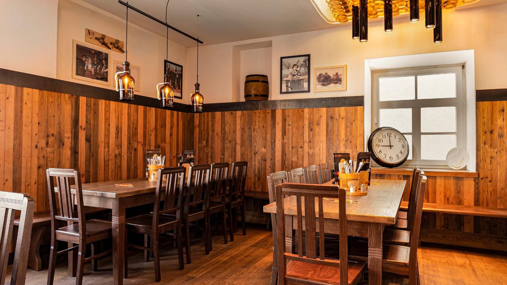 Brauhaus-Hotel Koenig Von Flandern Augusta Esterno foto