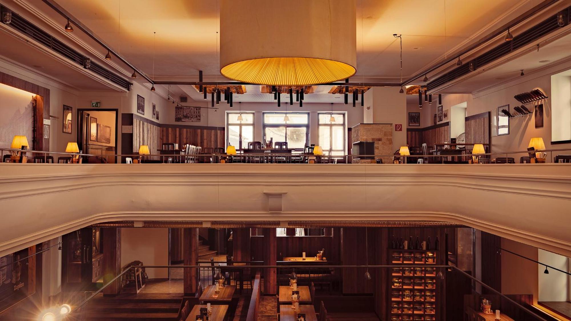 Brauhaus-Hotel Koenig Von Flandern Augusta Esterno foto